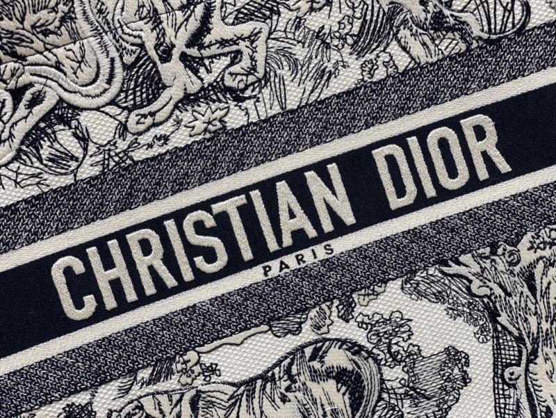 Christian Dior Shopping Bags